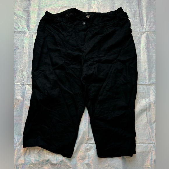 Lane Bryant Linen Capri Pants. Black. Size 28.  Elastic Waist - Picture 1 of 7